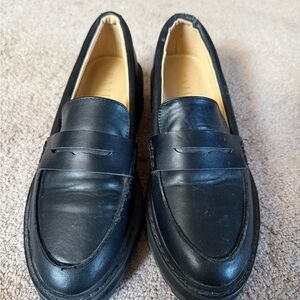 Elegant Black Leather Loafers for Women